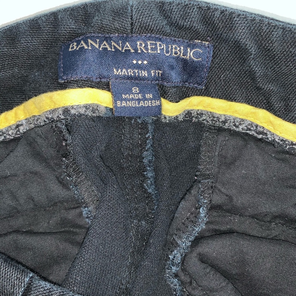 Banana Republic Martin Fit Shorts Sz 8 - Picture 3 of 3